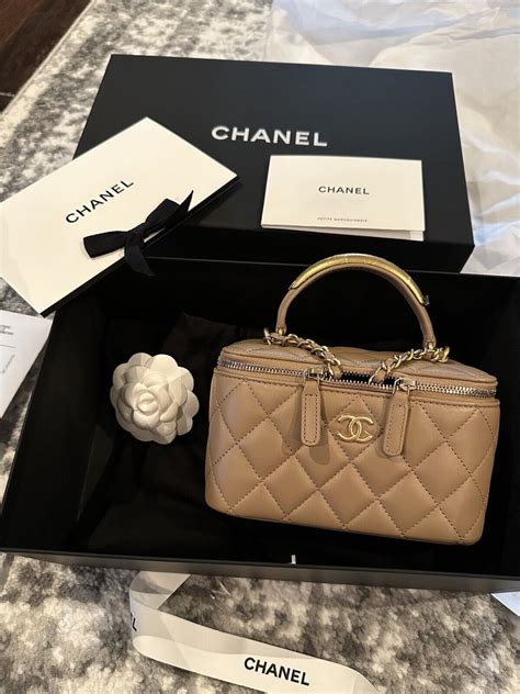 chanel 22b beige|chanel 22 purse.